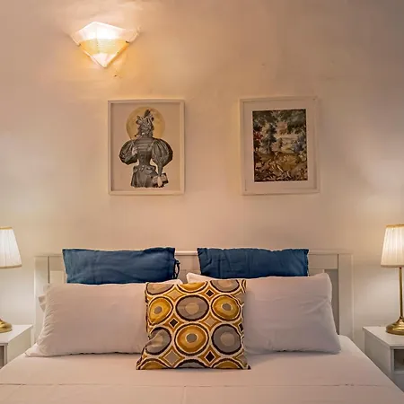 Dante's Guest house