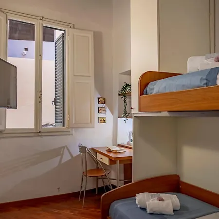Dante's Guest house *