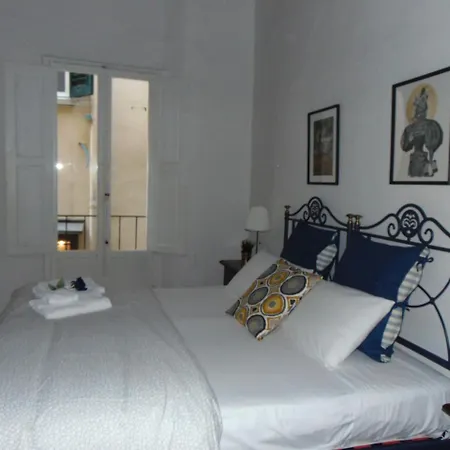 Guest house Dante's *